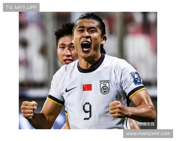 世界杯预选赛激战正酣 中国队力争晋级状态火热 引发球迷热议