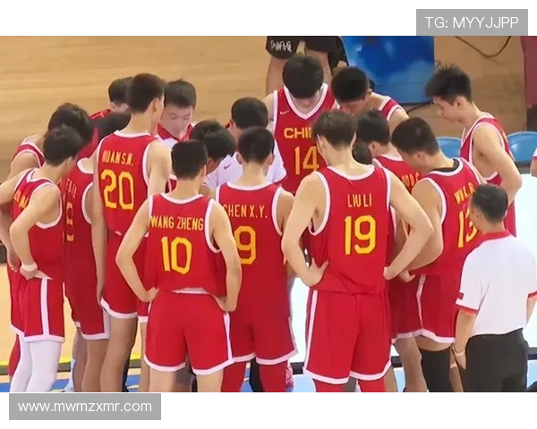 中国男篮迎战澳大利亚队备战世界杯 主教练透露阵容调整与战术布置