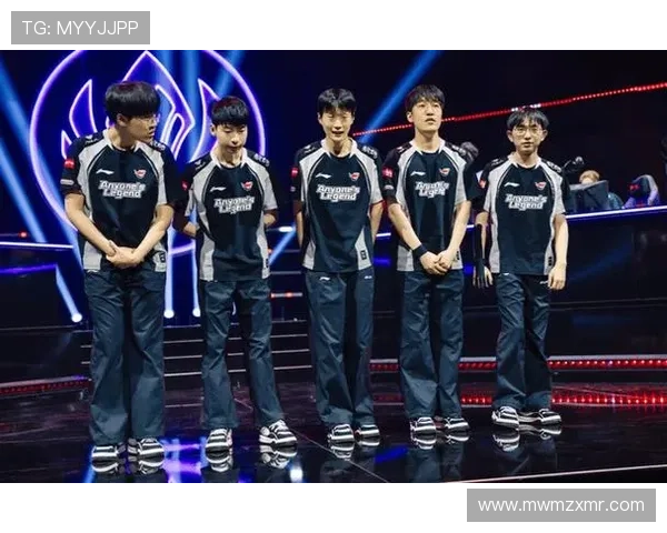 全球总决赛巅峰对决新王登场传奇战队再掀电竞狂潮 全球总决赛巅峰对决新王登场传奇战队再掀电竞狂潮