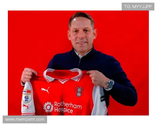 伊普斯维奇俱乐部宣布新赛季目标提升球队实力签约多名潜力新援