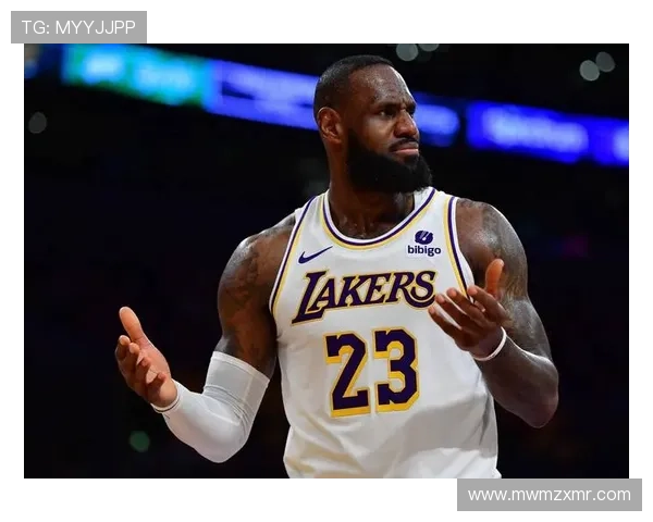 詹姆斯率湖人逆转勇士 库里末节失准引发球队调整讨论